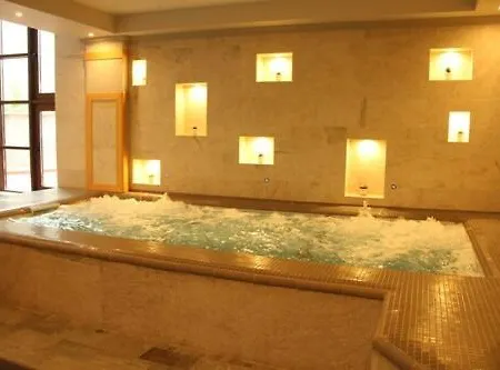 7 Pools Boutique Apartmanhotel