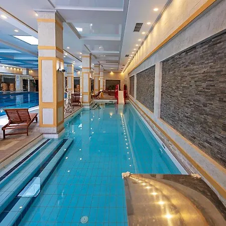 公寓式酒店 7 Pools Boutique 班斯科