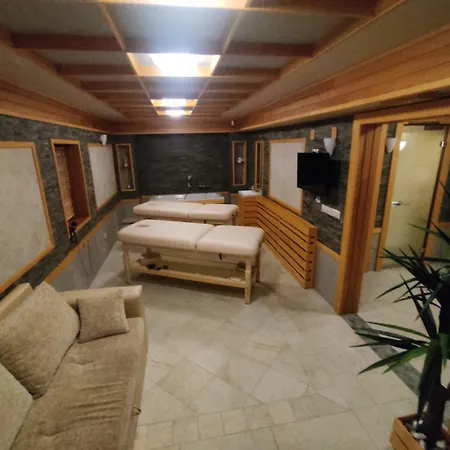 7 Pools Boutique Aparthotel