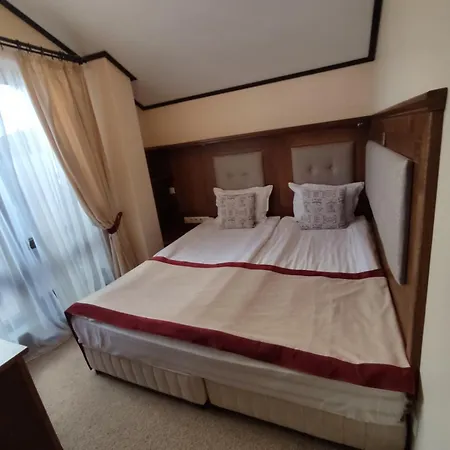 7 Pools Boutique Lejlighedshotel 3*