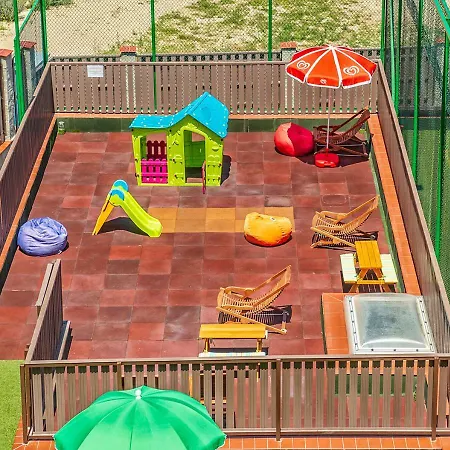 7 Pools Boutique 公寓式酒店 3*