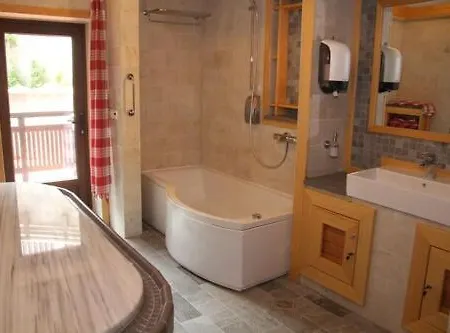 7 Pools Boutique 3*