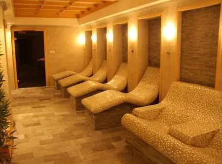 7 Pools Boutique 3* בנסקו