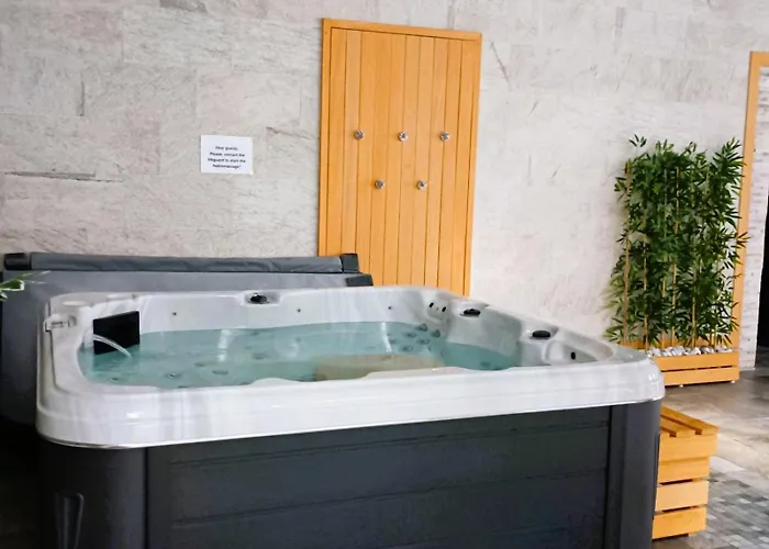 7 Pools Boutique Aparthotel Bansko
